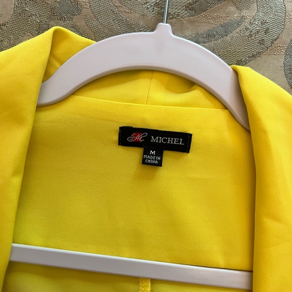 Yellow Women’s Blazer | Summer Work Wear - Picture 2 of 4